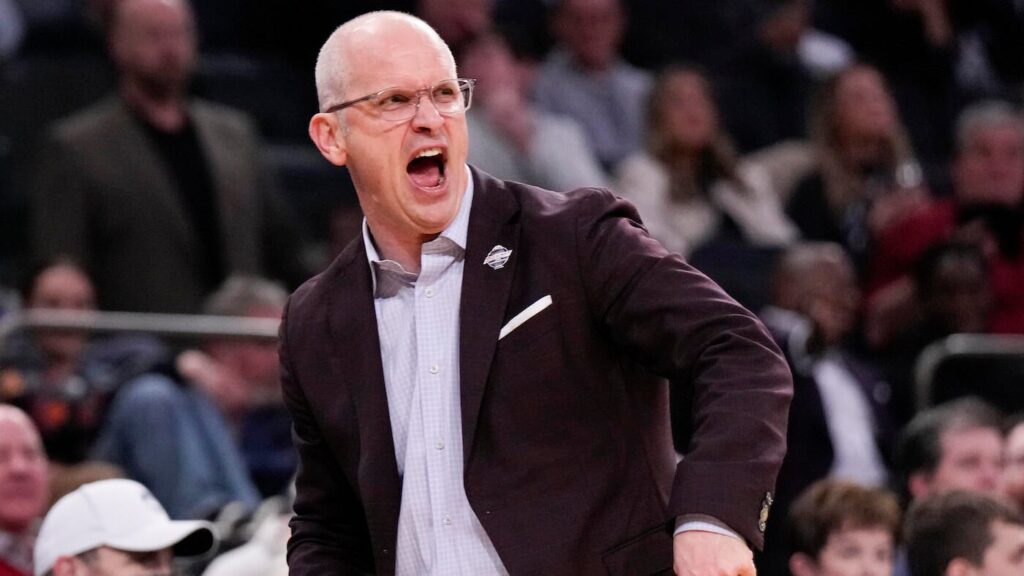 Dan Hurley owns up to bad behavior during UConn's disappointing season, hints at changes: 'I'm not a victim'