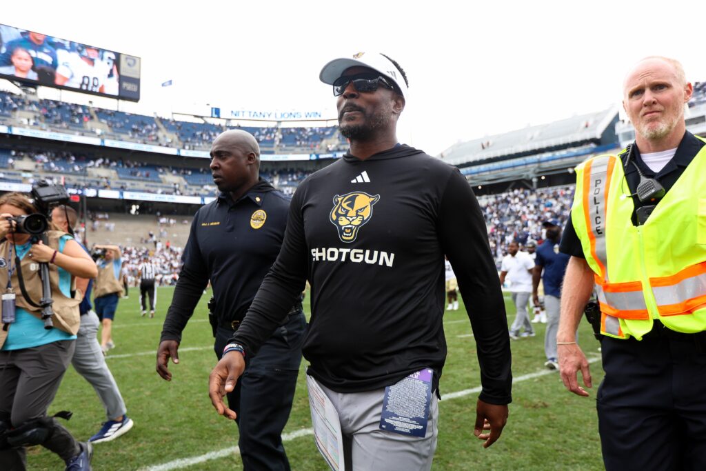 Finally an FBS head coach at age 44, Willie Simmons plans to do what he's done everywhere -- win