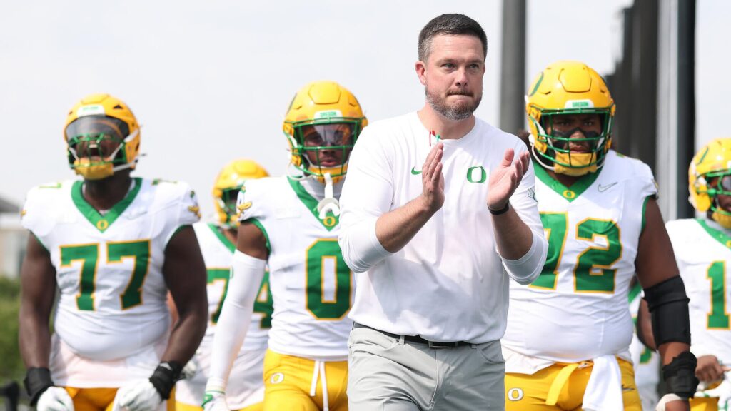 Where to watch Oregon vs. Rutgers: TV channel, kickoff time, odds, prediction as Ducks seek bounce-back win