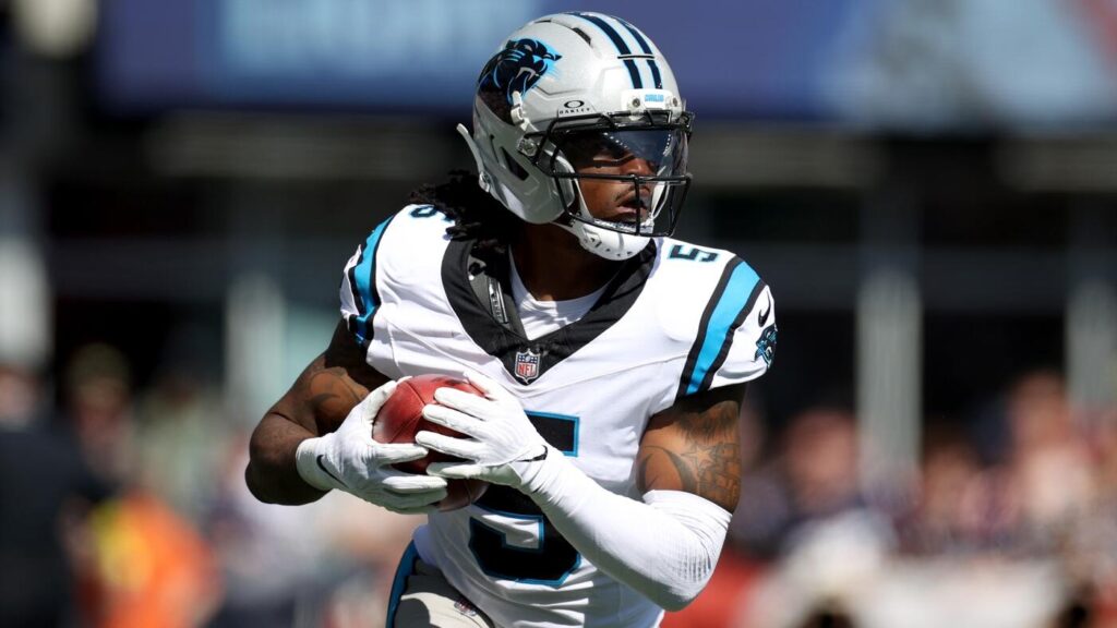 Panthers RB Rico Dowdle warns Cowboys after 234-yard performance: 'Buckle up'