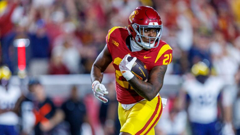 Big Ten fines USC for availability report violation after Trojans play RB Bryan Jackson despite 'out' tag