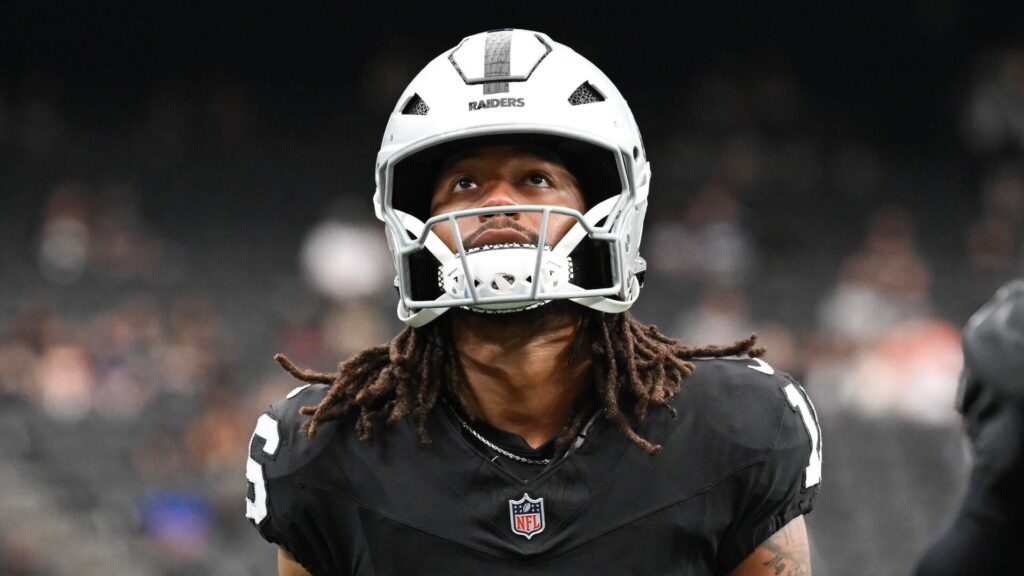 Raiders WR Jakobi Meyers doubles down on trade request, says he 'for sure' wants to be dealt