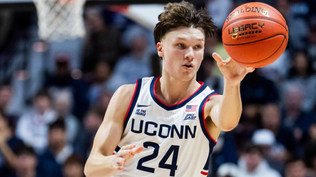 Braylon Mullins injury: UConn guard, preseason Big East Freshman of the Year, out six weeks with hurt ankle