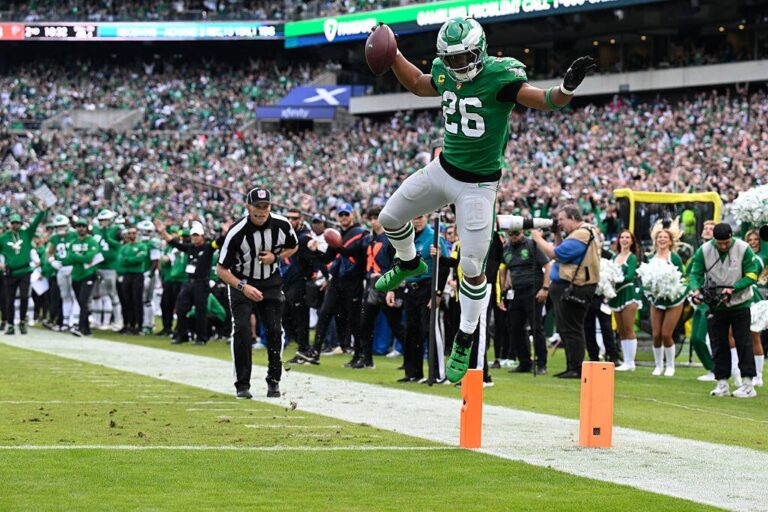 Eagles' honorary tight end adds crucial wrinkle to offense, helping Saquon Barkley and run game get going