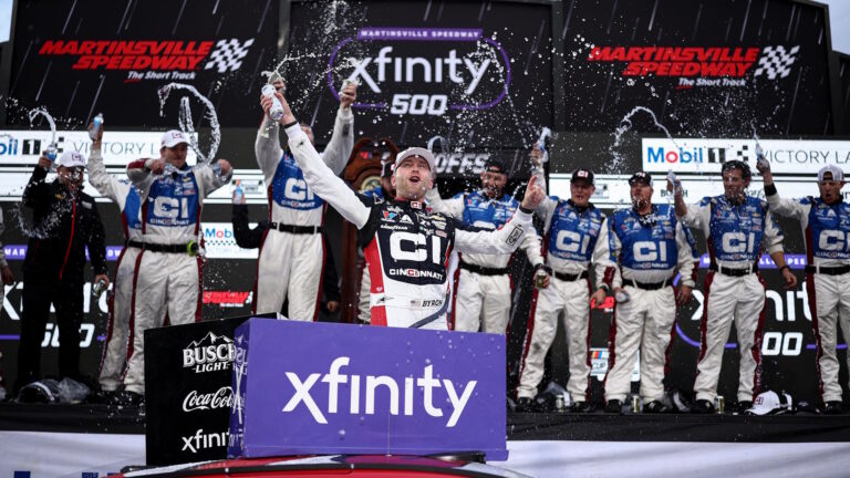 NASCAR playoffs at Martinsville results: William Byron earns walk-off win to make the Championship 4