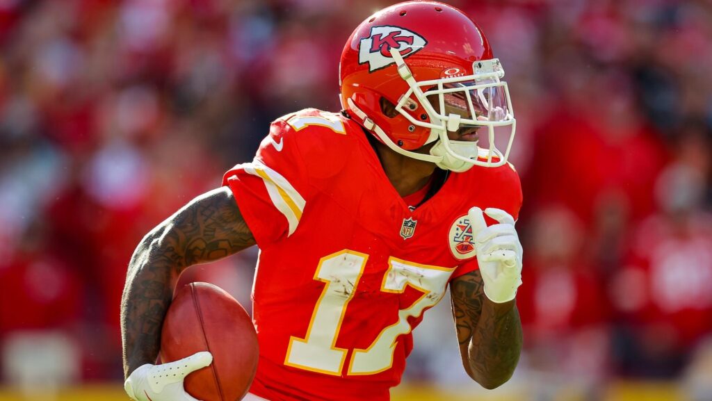 Raiders work out former Chiefs Super Bowl-winning pass catcher as wide receiver room remains in flux