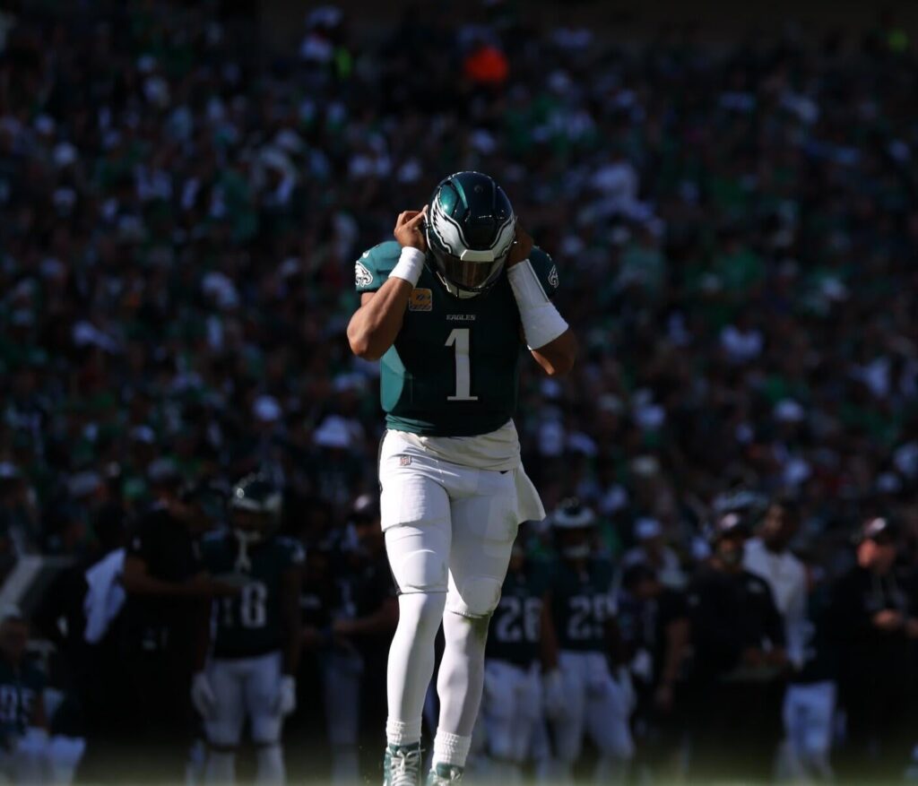 An identity crisis in Philadelphia: Eagles' offense showing major flaws, can Philly fix them?