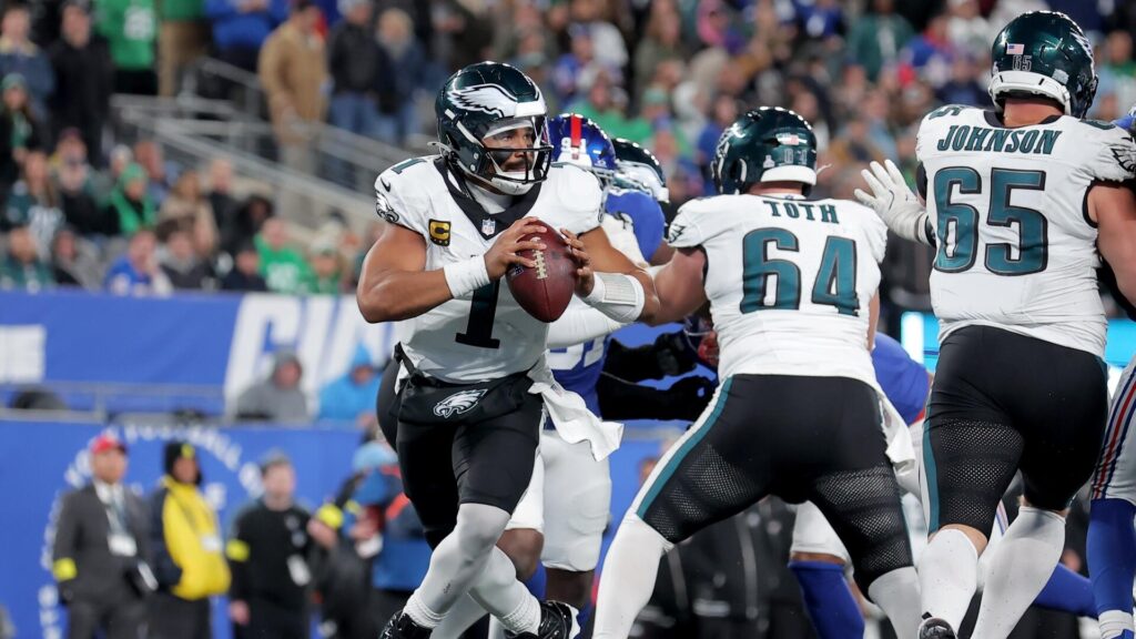 Where to watch Vikings vs. Eagles: TV channel, live stream, prediction, pick, odds, spread