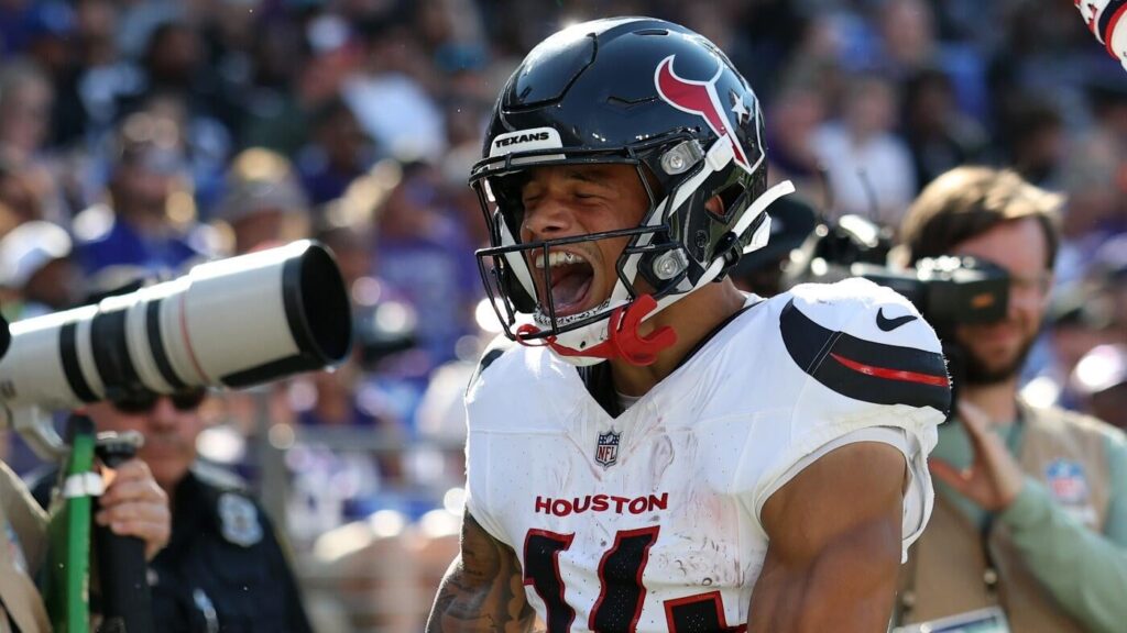 WATCH: Ravens take exception to Texans' Jaylin Noel mimicking Ray Lewis during TD celebration in blowout