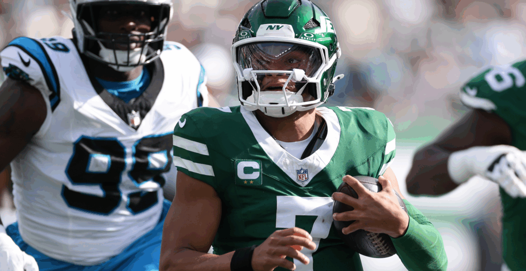 Justin Fields reacts to Aaron Glenn benching him for Tyrod Tyler, explains Jets offensive struggles