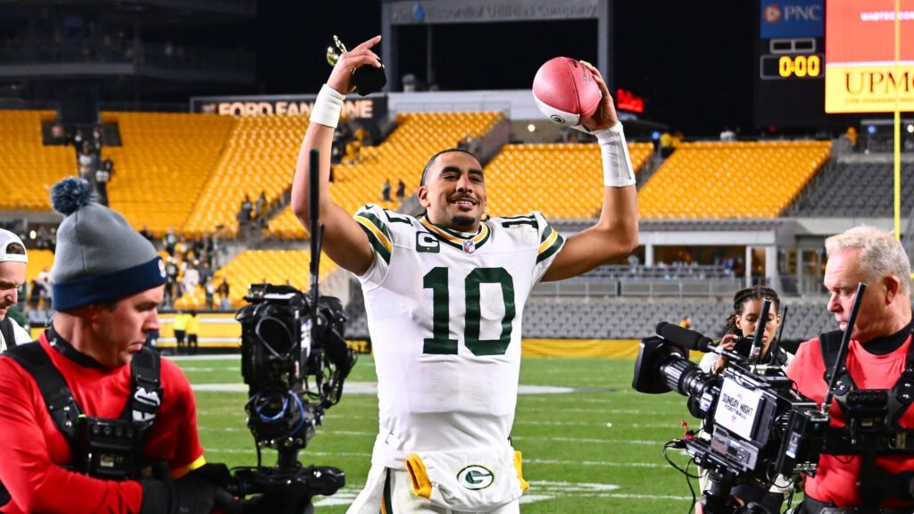 NFL Week 8: Five things we liked and didn't like, including big Jordan Love, C.J. Stroud games