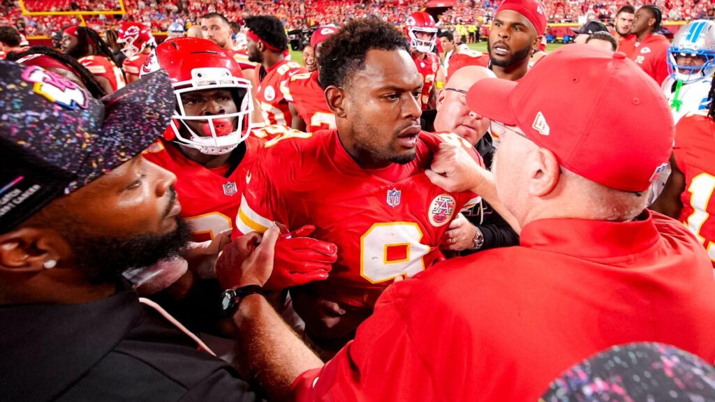 Colts' Zaire Franklin defends Brian Branch's punch of JuJu Smith-Schuster: He 'needed his ass whooped'