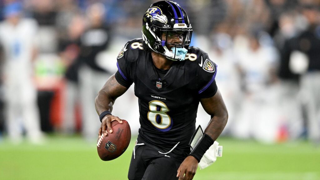 Ravens' Lamar Jackson listed as questionable vs. Bears despite being full participant in practice on Friday