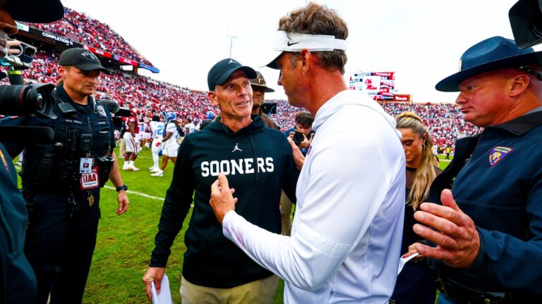 Lane Kiffin jabs at Brent Venables over assertion Oklahoma was the better team: 'That's an interesting take'