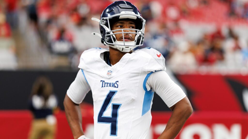 Titans part ways with Tyler Lockett after veteran WR asks for release, per report