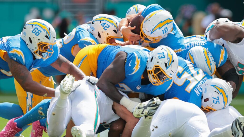 Best NFL sportsbooks promos for Vikings vs. Chargers on Thursday Night Football: BetMGM, bet365 betting promos