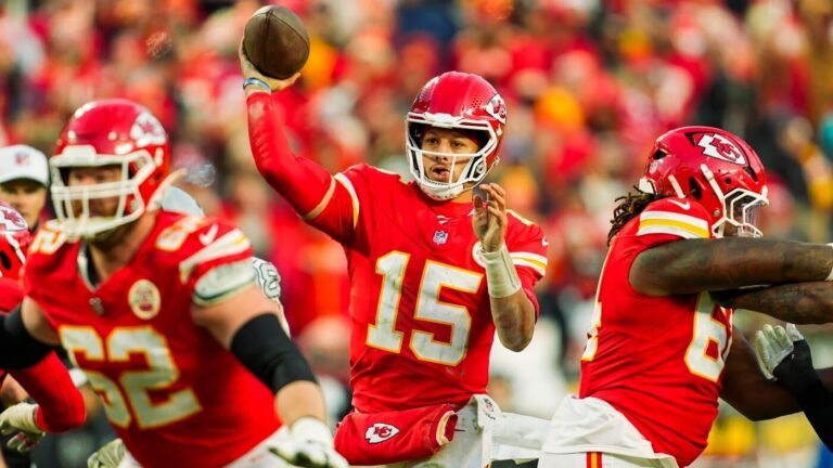NFL Week 7 winners and losers: Chiefs, Eagles rediscover offensive juice as Dolphins, Jets sink to new lows
