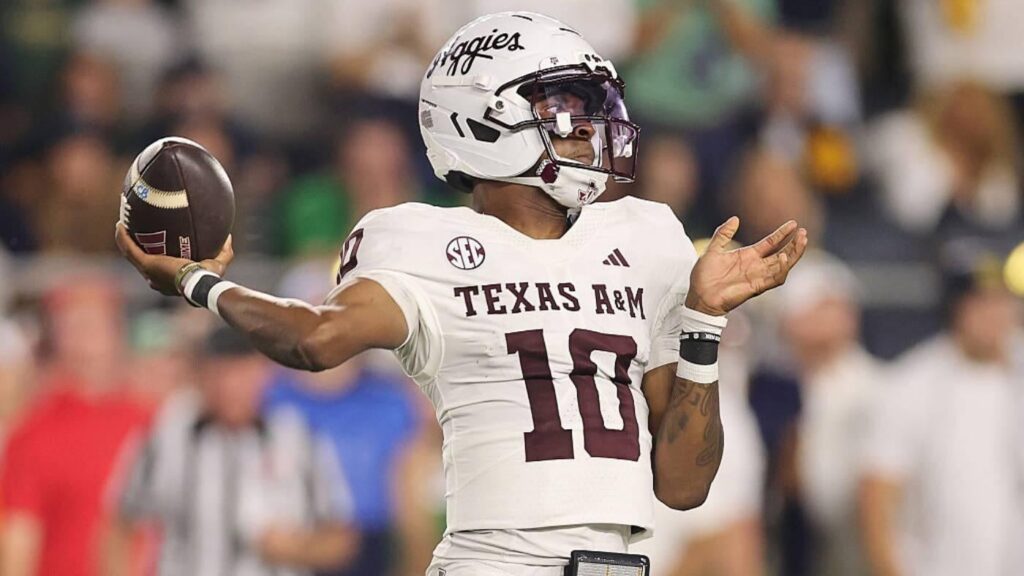 Texas A&M vs. Arkansas prediction, pick, spread, football game odds, where to watch, TV channel, live stream