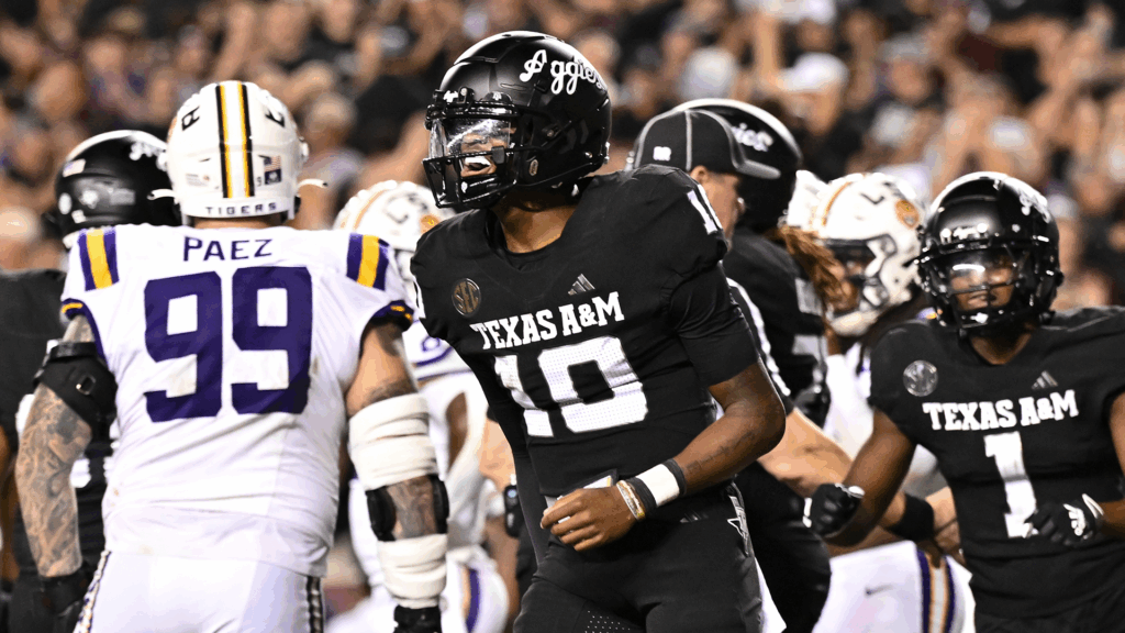 College football picks: Predictions against the spread, odds, betting lines for top 25 games in Week 9