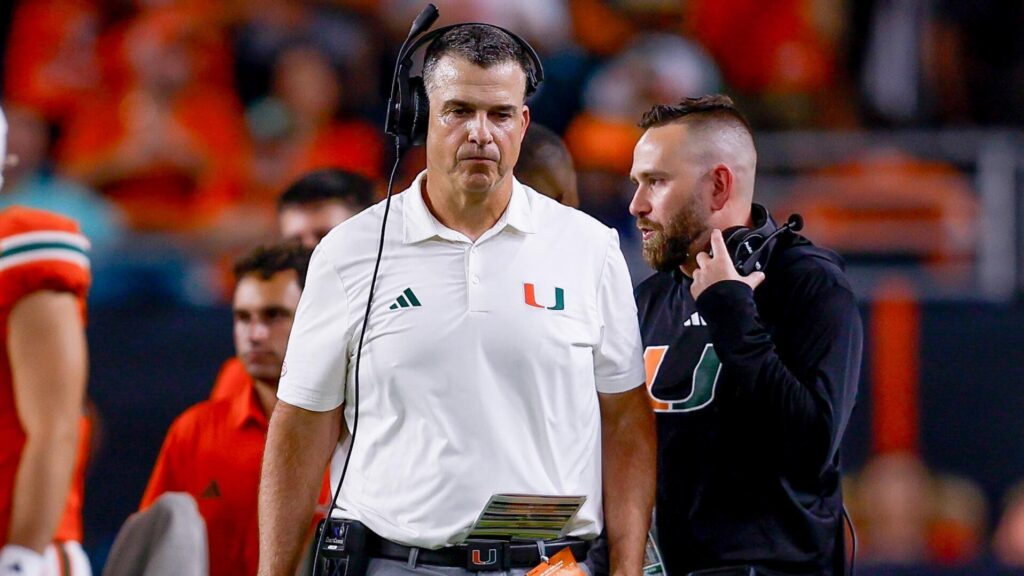 College Football Playoff Traffic Report: Miami steers into chaos, Alabama gaining control ahead of Week 9