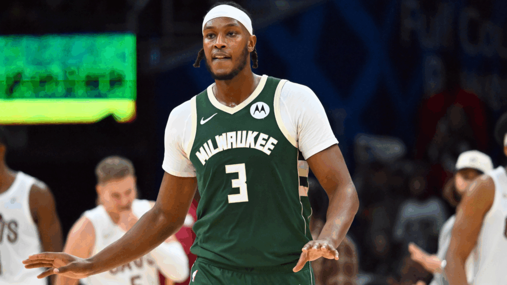 Bucks' Myles Turner says Pacers 'changed their mind' about new contract after Tyrese Haliburton's injury