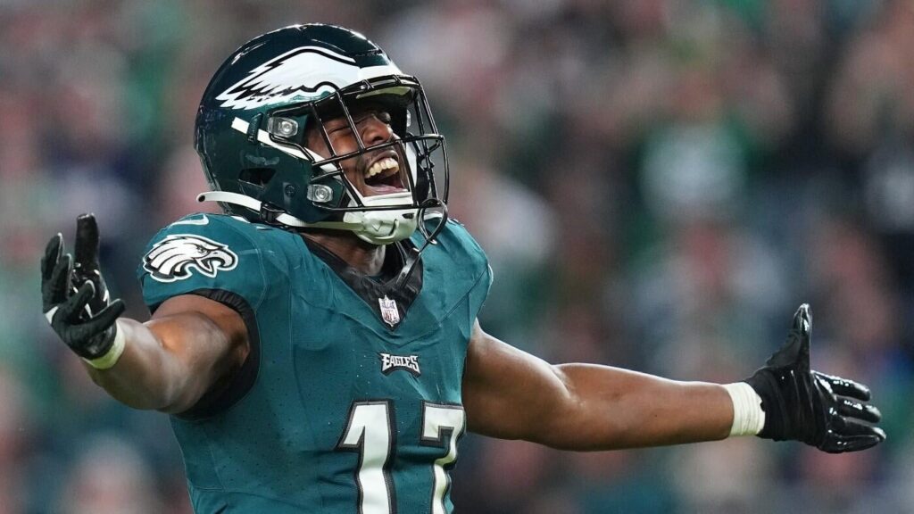 Nakobe Dean injury: Eagles linebacker expected to make season debut against Giants