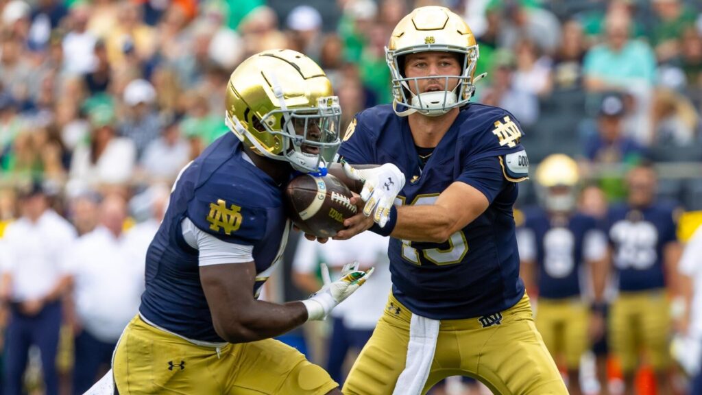 2025 Week 8 college football free bets, odds, betting picks: Model backing Notre Dame, Texas on Saturday