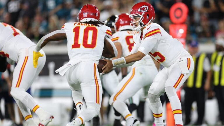 Lions vs. Chiefs odds, time: Everything you need to crush your 2025 Sunday Night Football picks in NFL Week 6