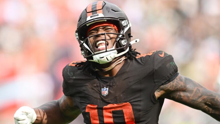 Fantasy Football 2025 Week 7 DFS lineups: Jamey Eisenberg's most rostered, must have player on the slate