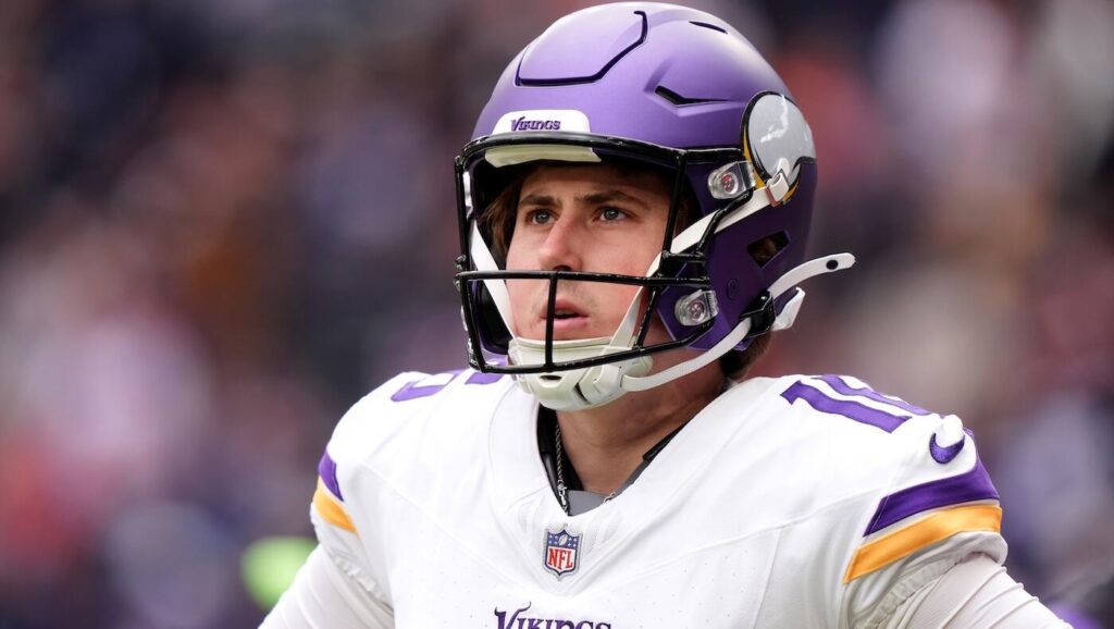 Vikings' missed field goal vs. Browns appears to hit camera wire and goes completely unnoticed