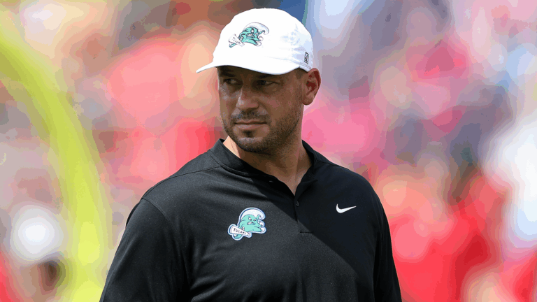 Tulane's Jon Sumrall addresses LSU coaching vacancy after Brian Kelly firing