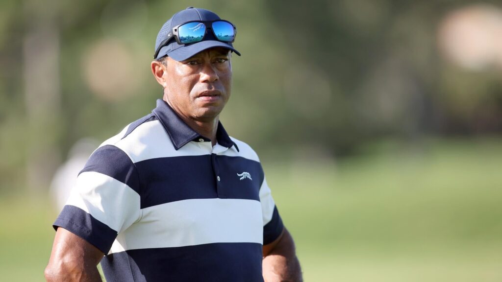 Tiger Woods out indefinitely, undergoing another back surgery while recovering from Achilles injury