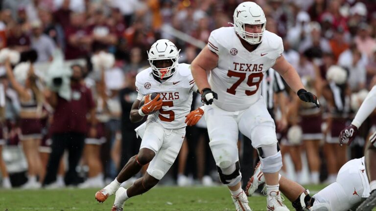 Texas survives upset scare against Mississippi State, completes Longhorns' largest comeback win since 2007