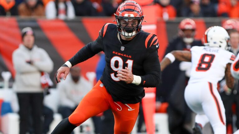NFL Week 7 injury report: Bengals' Trey Hendrickson questionable, Commanders WRs banged up