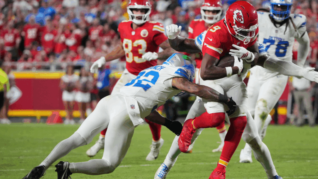 LOOK: Lions' Brian Branch instigates fight with Chiefs players at the end of 'Sunday Night Football'