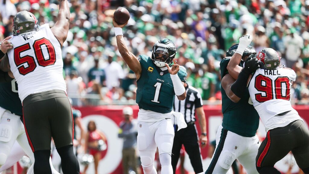 Fantasy Football Rankings, sleepers, streamers, cheat sheets for NFL Week 7, 2025 in PPR, standard leagues