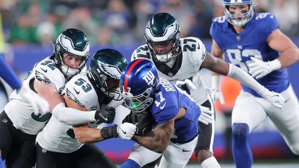 Eagles CB Quinyon Mitchell ruled out after hamstring injury on 'Thursday Night Football' against Giants