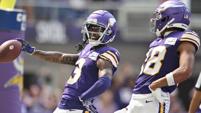 NFL Week 8 picks: Our experts face off on Vikings vs. Chargers, Cowboys at Broncos and more