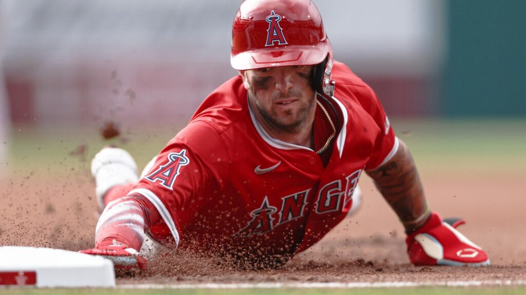 Early 2026 Fantasy Baseball Rankings: Top 20 at shortstop depicts a ton of early-round talent to parse through