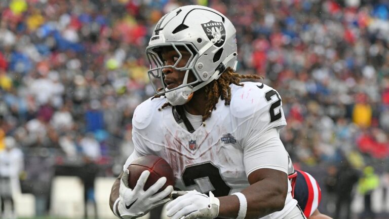 Raiders vs. Broncos anytime touchdown scorer picks, predictions, betting odds: Back Ashton Jeanty on TNF