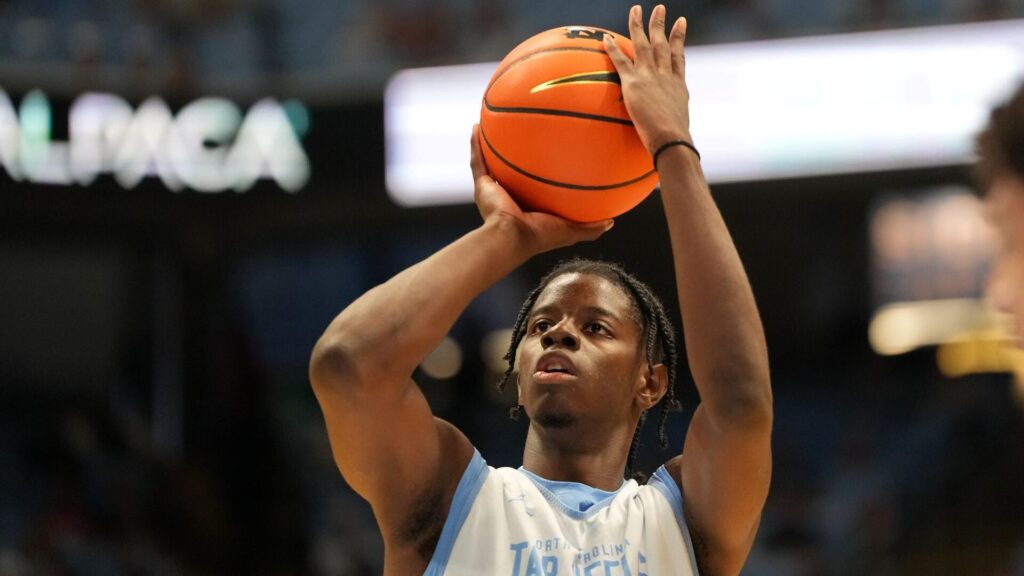 North Carolina vs. Kansas odds, prediction, line, time: 2025 college basketball picks from proven model