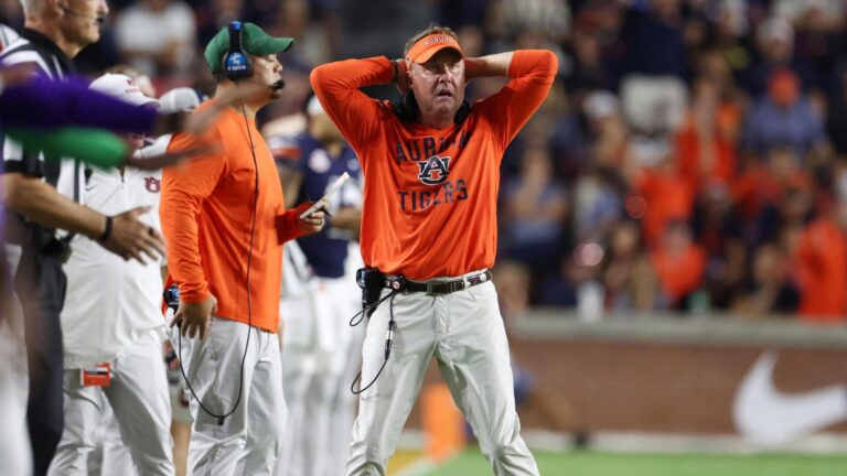 How Hugh Freeze's blind spot at QB -- and, yes, his love of golf -- doomed Auburn football