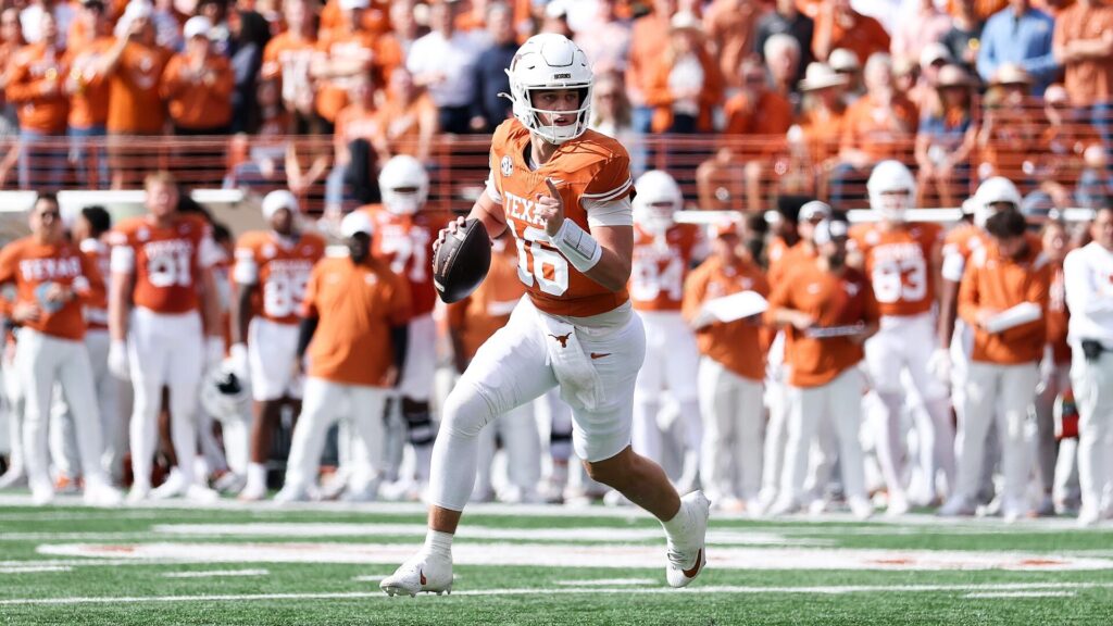 AP Top 25 rankings: Texas climbs high after beating No. 9 Vanderbilt, Tennessee takes tumble in SEC play