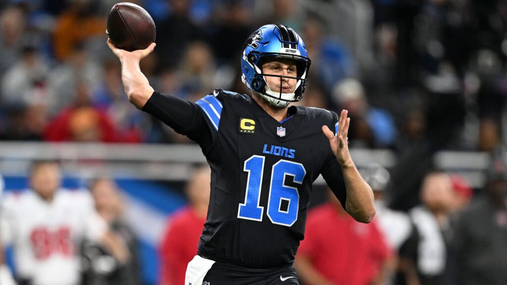 NFL DFS: Optimizer reveals Week 10, 2025 daily Fantasy football picks for DraftKings, FanDuel