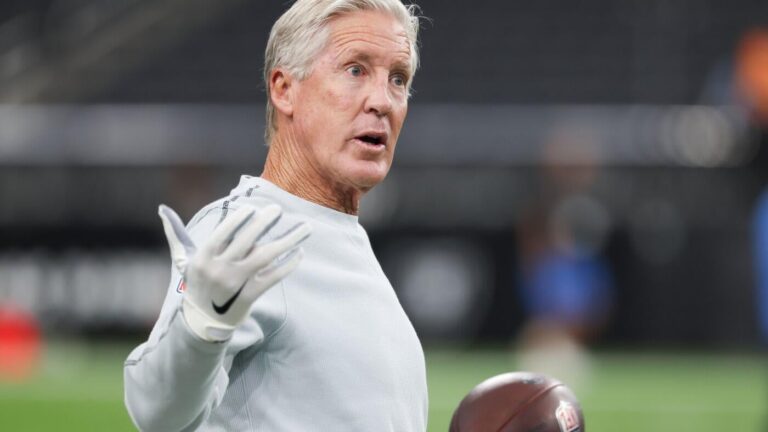 Broncos could send Raiders on historical losing streak NFL hasn't seen in 40 years with blowout win on 'TNF'