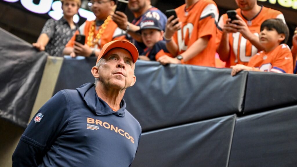 As dawn breaks on the NFL trade deadline, notes on 23 teams who could make moves