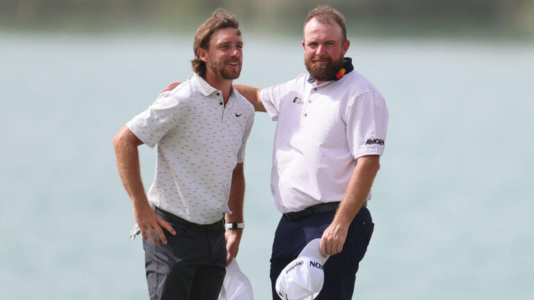 Tommy Fleetwood, Shane Lowry share lead at 2025 Abu Dhabi HSBC Championship as DP World Tour playoffs begin