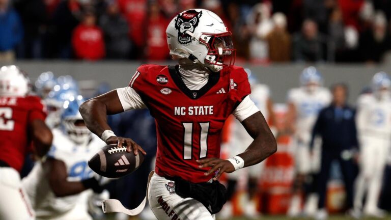 College football bowl game picks, odds: Best bets for LA, Gasparilla, Myrtle Beach and more