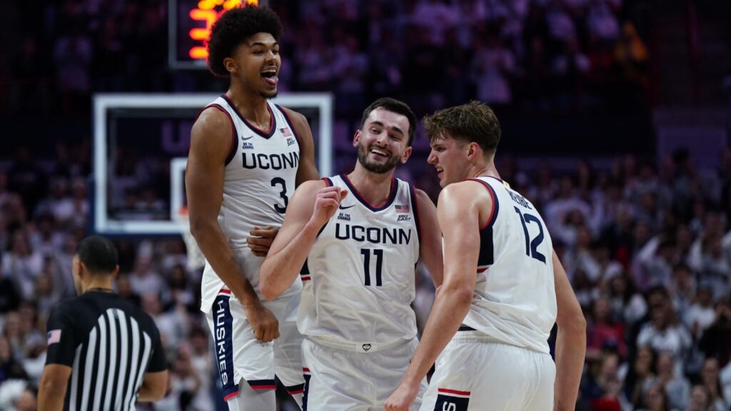 2026 NCAA Tournament bracket: Sweet 16 predictions, March Madness second-chance picks by proven model