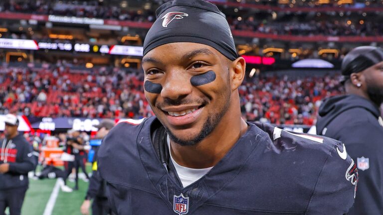 Bijan Robinson's case to be the first player drafted in 2026 Fantasy Football leagues just got complicated